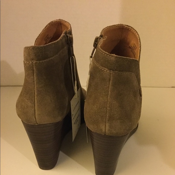 Lucky Brand “Yimina” Wedge Suede Bootie New - Picture 3 of 6